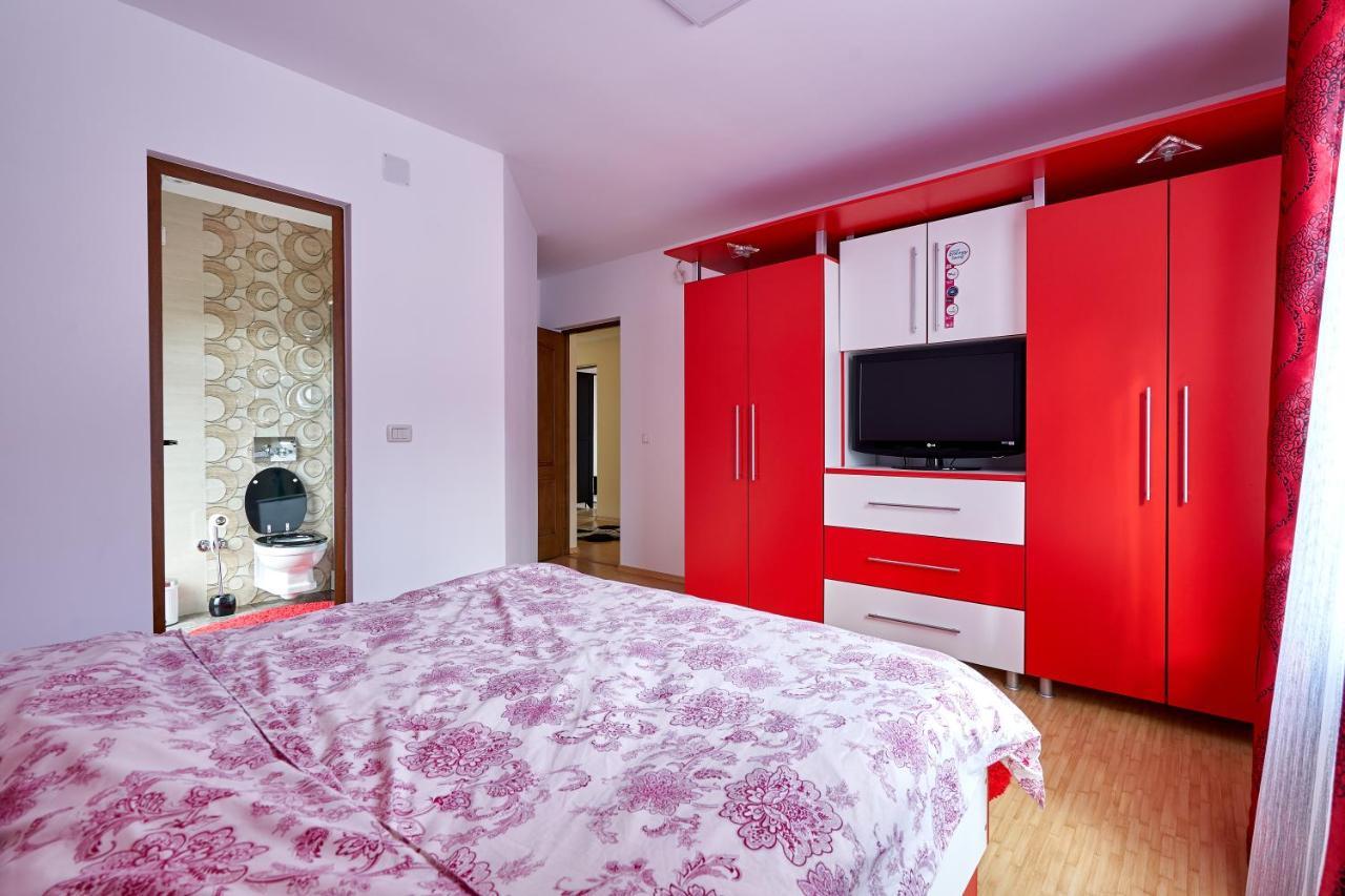 Casa Cu Flori Moisei Ξενοδοχείο Εξωτερικό φωτογραφία