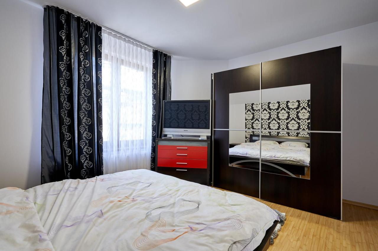 Casa Cu Flori Moisei Ξενοδοχείο Εξωτερικό φωτογραφία